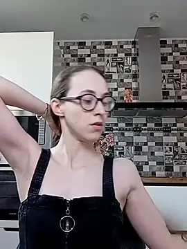 MartiniiSelenna online show from 11, 3, 2025