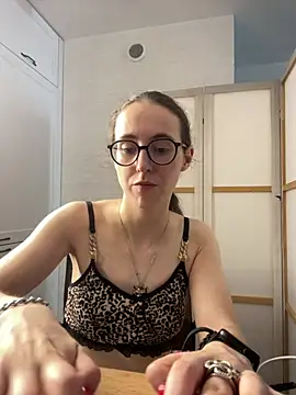 Snapshot of MartiniiSelenna chatting on 1, 7, 2026 MartiniiSelenna online show from 1, 7, 2026