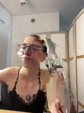 Snapshot of MartiniiSelenna chatting on 6, 7, 2026 MartiniiSelenna online show from 6, 7, 2026