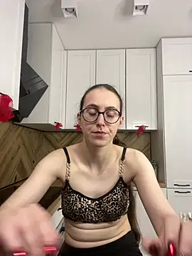 MartiniiSelenna online show from 2, 4, 2026