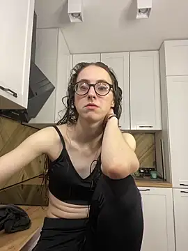 MartiniiSelenna online show from 24, 9, 2025
