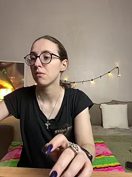 MartiniiSelenna online show from 9, 5, 2026