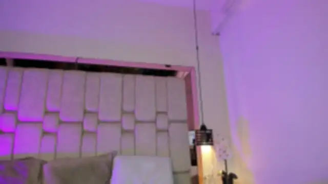 AngelineHeet online show from 12, 4, 2026