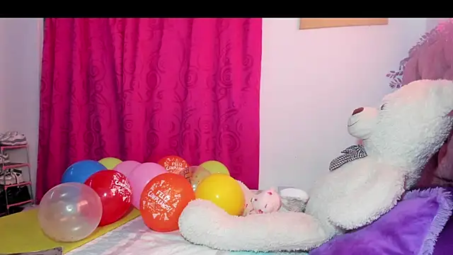 ladyrd1 online show from 18, 11, 2025