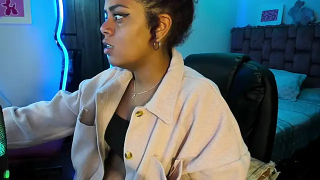 ladyrd1 online show from 27, 1, 2025