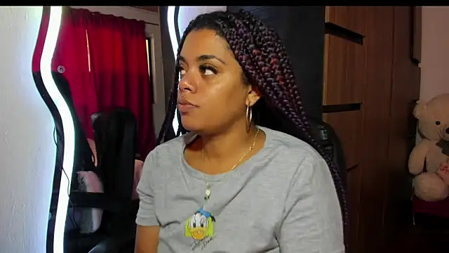 ladyrd1 online show from 11, 11, 2025