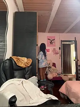 ladyrd1 online show from 6, 11, 2025