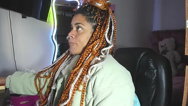 ladyrd1 online show from 14, 2, 2026