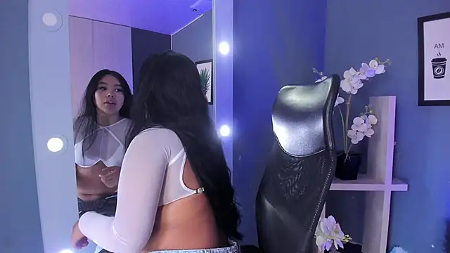 MarianaGarciaa   online show from 19, 3, 2026