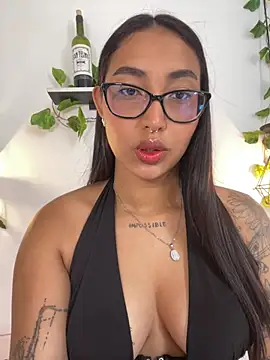 Snapshot of melanieecox chatting on 1, 6, 2026 melanieecox online show from 1, 6, 2026