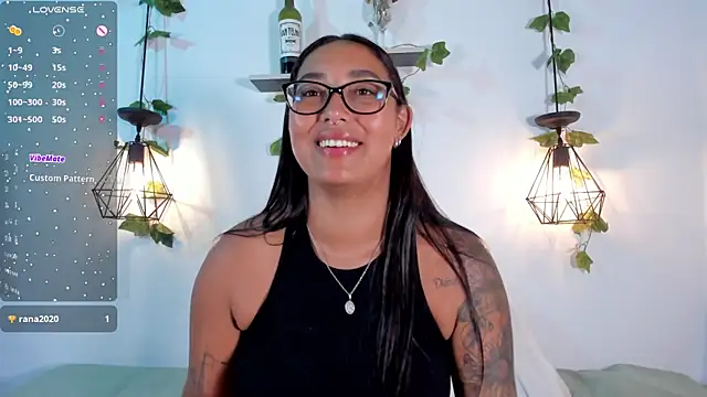 Snapshot of melanieecox chatting on 3, 7, 2026 melanieecox online show from 3, 7, 2026