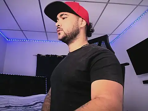 Sebas-hott online show from 7, 2, 2026