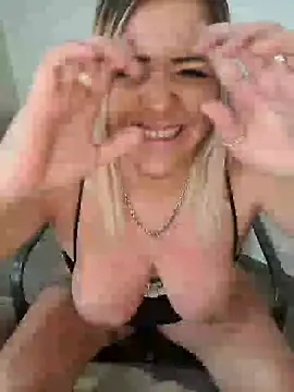 Snapshot of Miss_skia chatting on 27, 12, 2024 Miss skia online show from 27, 12, 2024