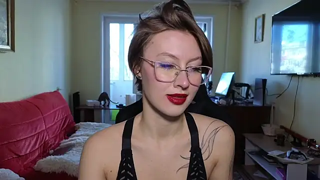 MalvinaBlum online show from 17, 11, 2025