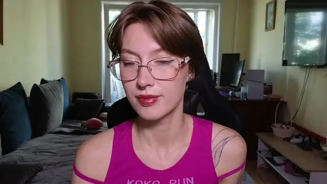 Snapshot of MalvinaBlum chatting on 14, 6, 2026 MalvinaBlum online show from 14, 6, 2026