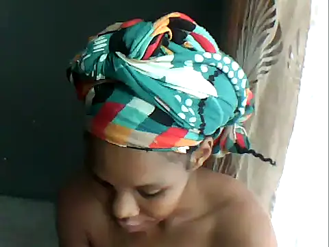MAZINGDIVA1994 online show from 14, 2, 2025