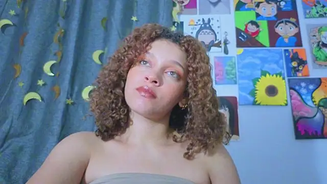 Snapshot of Ada_gales_ chatting on 6, 5, 2026 Ada gales online show from 6, 5, 2026