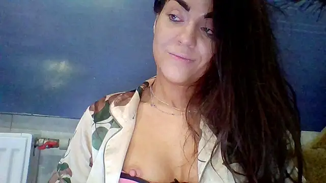 Snapshot of AliceTailor chatting on 5, 7, 2026 AliceTailor online show from 5, 7, 2026
