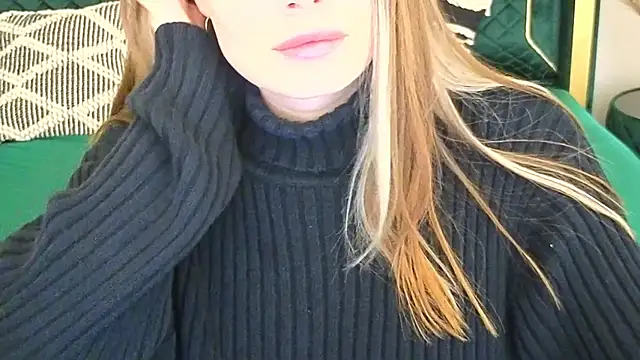 IceDanielles online show from 8, 5, 2026