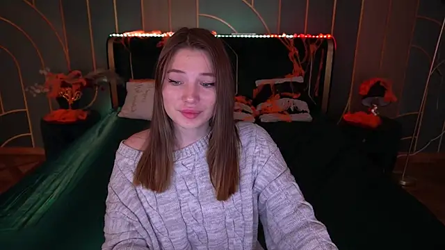 IceDanielles online show from 28, 10, 2025