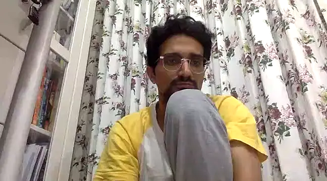 Snapshot of Carmelia10 chatting on 12, 12, 2024 Carmelia10 online show from 12, 12, 2024