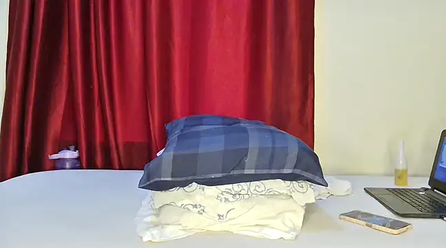 REALNASTYY04 online show from 19, 2, 2025