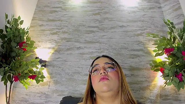 Snapshot of Celeste_Mcs_ chatting on 19, 10, 2025 Celeste Mcs online show from 19, 10, 2025