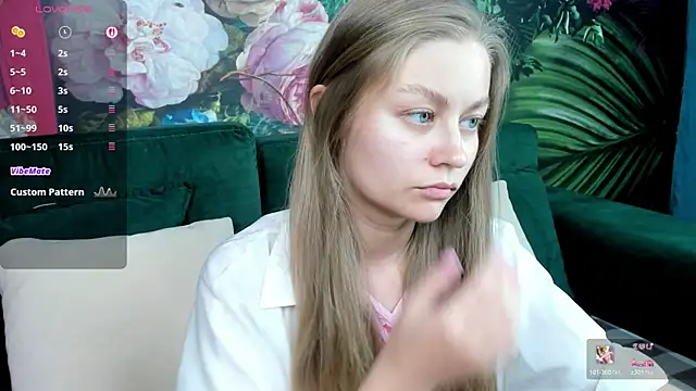 Snapshot of Polumna_cute chatting on 23, 5, 2026 Polumna cute online show from 23, 5, 2026
