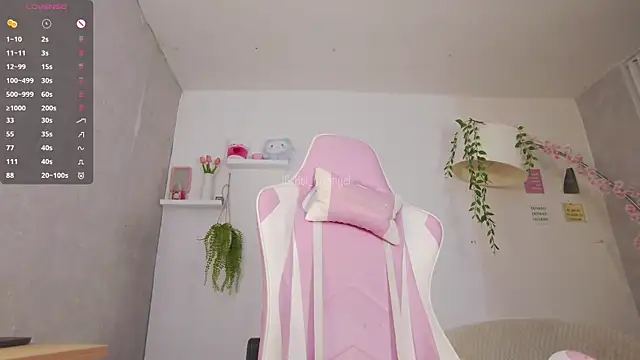 Snapshot of Bella-Franco chatting on 3, 3, 2025 Bella-Franco online show from 3, 3, 2025