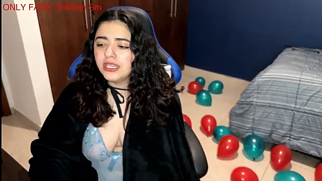 Snapshot of Ales_Kitten chatting on 14, 2, 2025 Ales Kitten online show from 14, 2, 2025