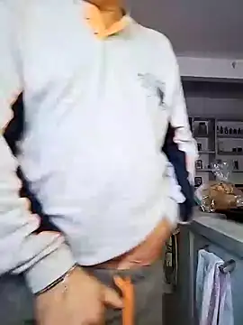 MATTIS11 online show from 31, 12, 2024