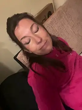 Lwhite1 online show from 15, 12, 2025