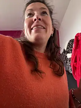 Lwhite1 online show from 23, 3, 2026