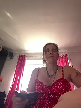 Lwhite1 online show from 25, 5, 2026