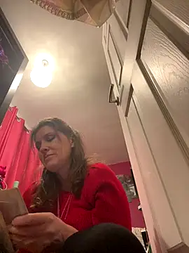 Lwhite1 online show from 10, 11, 2025