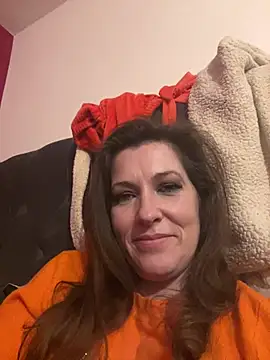 Lwhite1 online show from 9, 3, 2025
