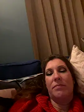 Lwhite1 online show from 6, 11, 2025