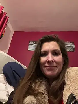 Lwhite1 online show from 5, 3, 2025