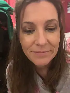 Lwhite1 online show from 18, 11, 2025