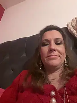 Lwhite1 online show from 8, 11, 2025