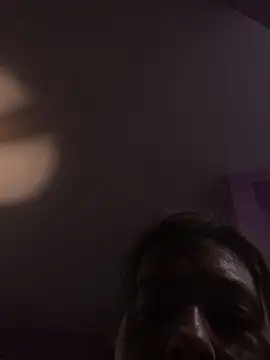 Lwhite1 online show from 19, 10, 2025