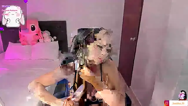 evelyn 23 online show from 25, 6, 2026