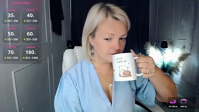 Snapshot of Juarnea chatting on 6, 6, 2026 Juarnea online show from 6, 6, 2026