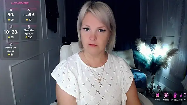 Snapshot of Juarnea chatting on 16, 6, 2026 Juarnea online show from 16, 6, 2026