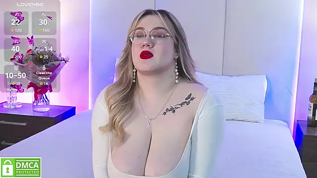 Nancy Mooree online show from 18, 11, 2025