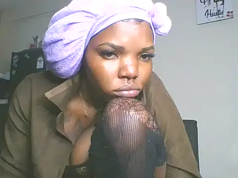 sweet bigclit online show from 18, 4, 2026