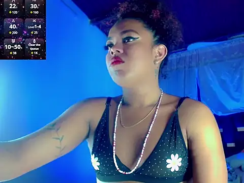 Snapshot of KayleighDreams_ chatting on 14, 10, 2025 KayleighDreams online show from 14, 10, 2025