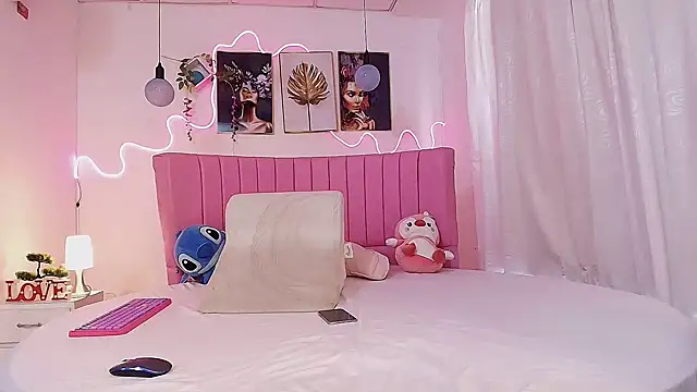 Azul horney online show from 19, 11, 2025