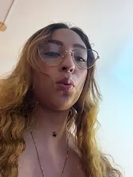 emily parkerr online show from 20, 4, 2026