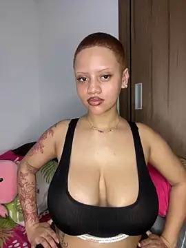 Charlotee  online show from 16, 10, 2025